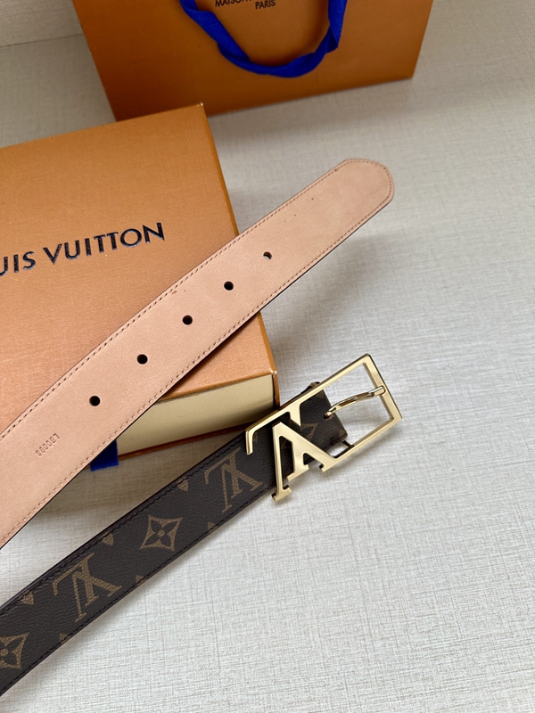 激安ルイヴィトンベルト素材ディテール